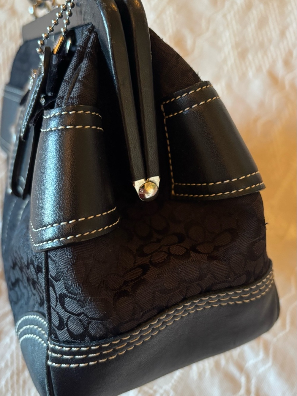 COACH Soho MINI KISSLOCK Bag ~ STYLE C05S-3649 Black Jacquard/Black Leather 2005 - Picture 13 of 17
